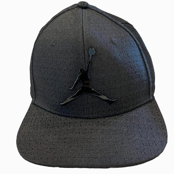 Nike AIR JORDAN Jumpman Hat Cap Metal Logo Youth Black - Picture 1 of 6